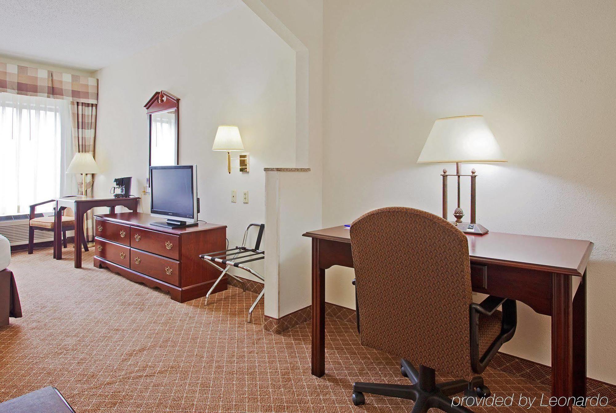 Holiday Inn Express Hotel & Suites Fort Payne, An Ihg Hotel Room photo